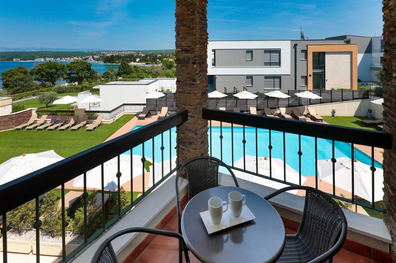 Blue Waves Resort Malinska Εξωτερικό φωτογραφία