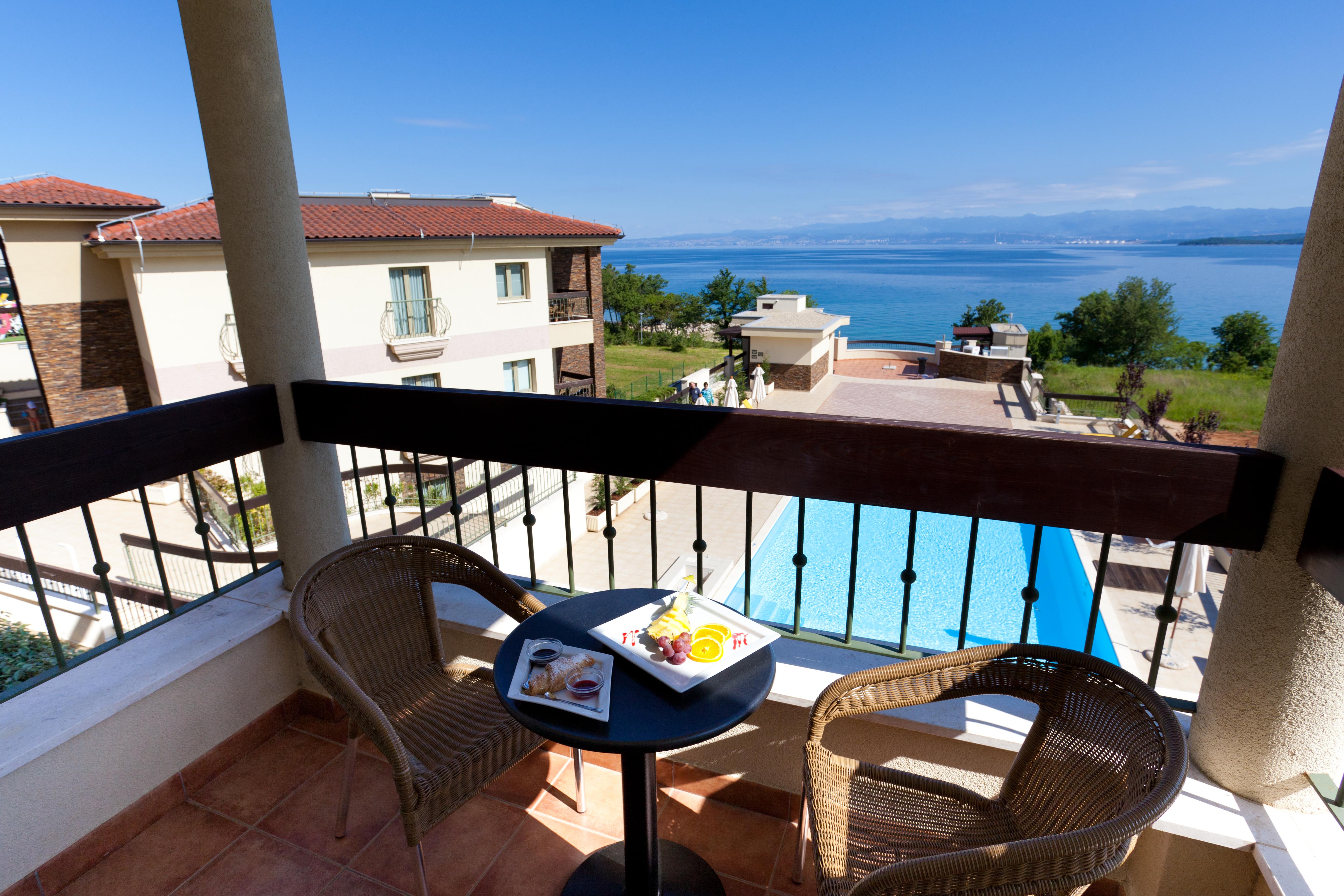 Blue Waves Resort Malinska Εξωτερικό φωτογραφία