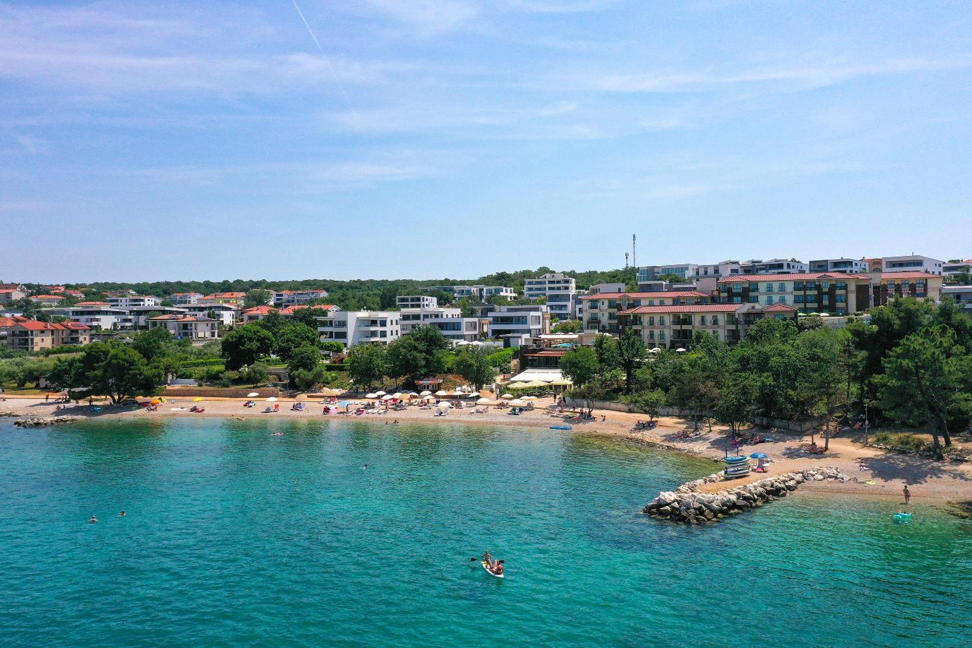 Blue Waves Resort Malinska Εξωτερικό φωτογραφία