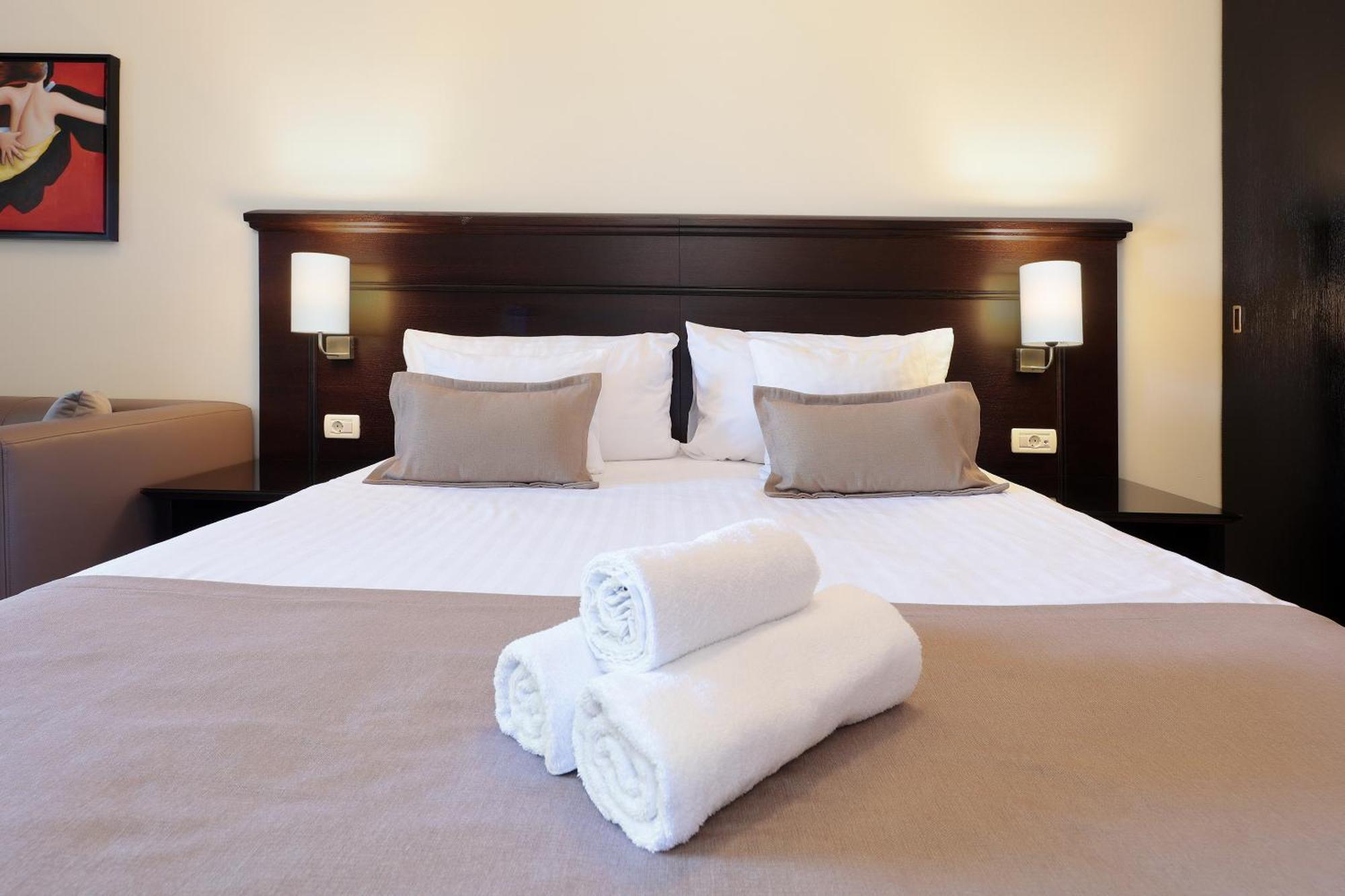 Blue Waves Resort Malinska Εξωτερικό φωτογραφία