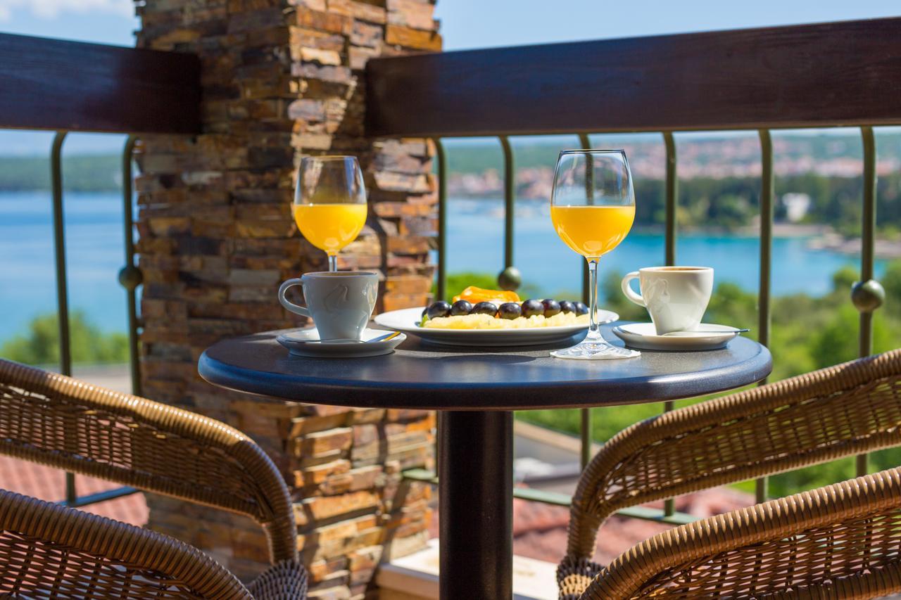 Blue Waves Resort Malinska Εξωτερικό φωτογραφία
